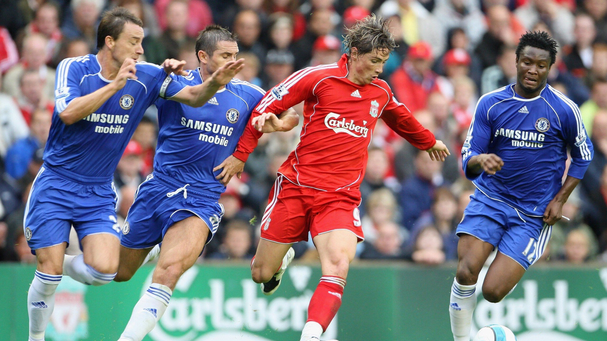 湖人队主场赢得胜利NBA季后赛，湖人主场时隔8年再迎季后赛